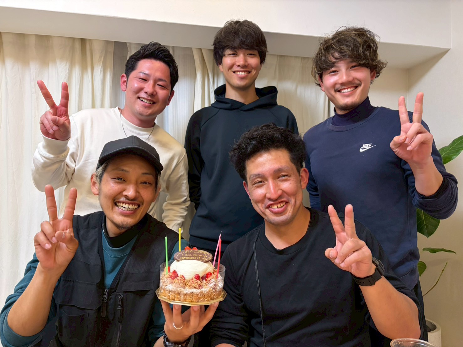 OneForceの軽貨物ドライバーが配送準備をする様子