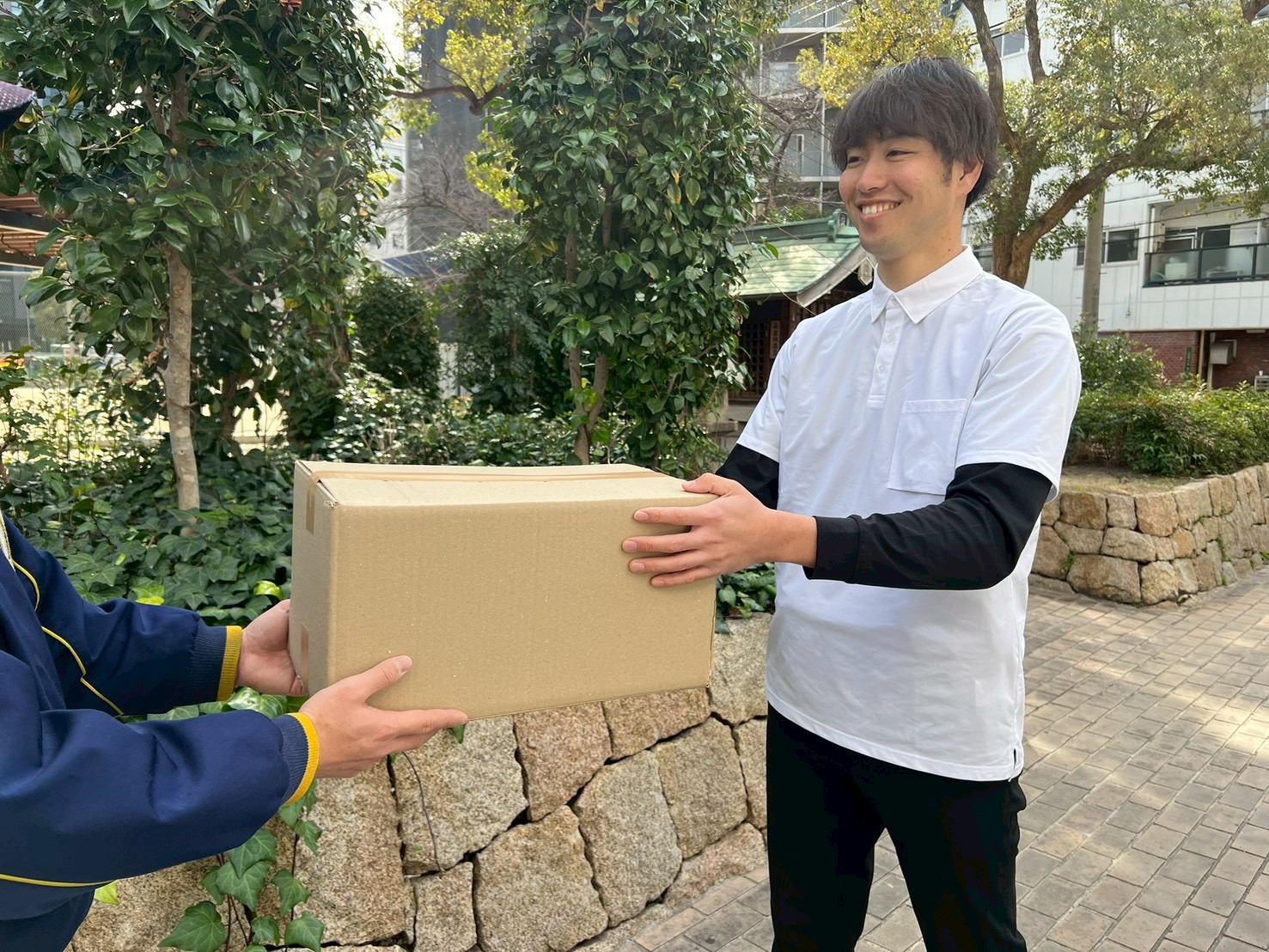 未経験から軽貨物ドライバーに挑戦するOneForceスタッフ